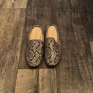 Banana Republic Leather Mules